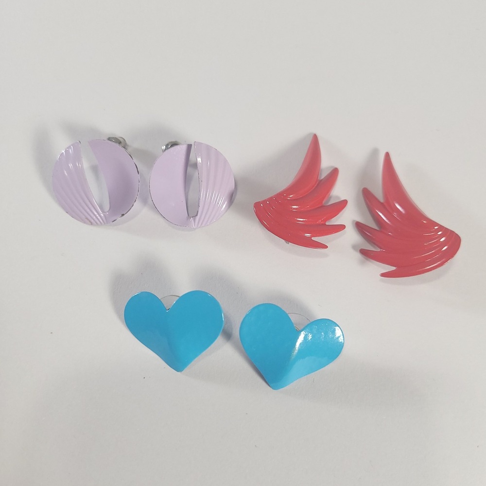 Vintage Enamel Earrings Lot 3 Womens Multicolor Heart Wing Round Stud 80s Style